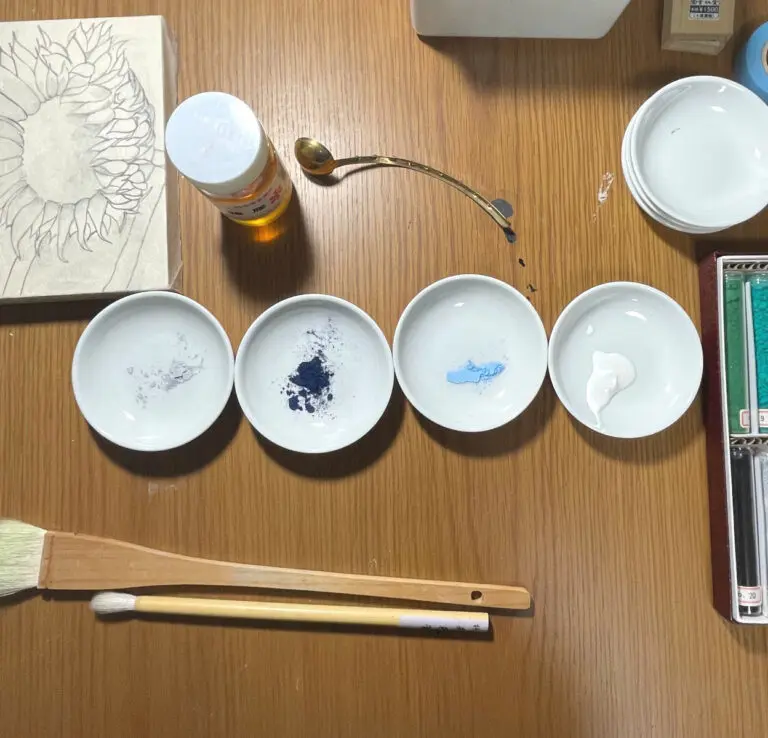 はじめての日本画編＞その⑤ 水干絵具で仕上げる - 松月堂 【熊野筆